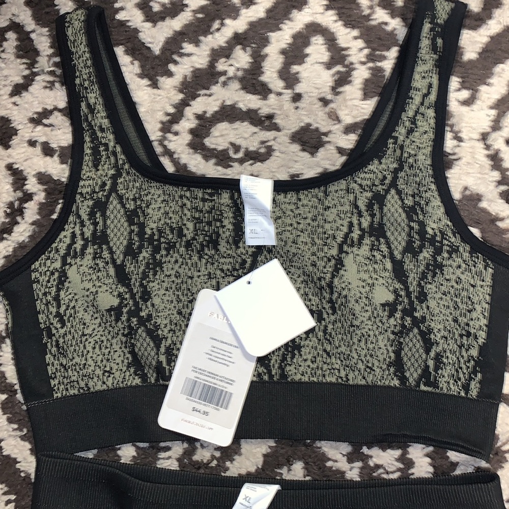 Brand new w/tags fabletics work out matching set